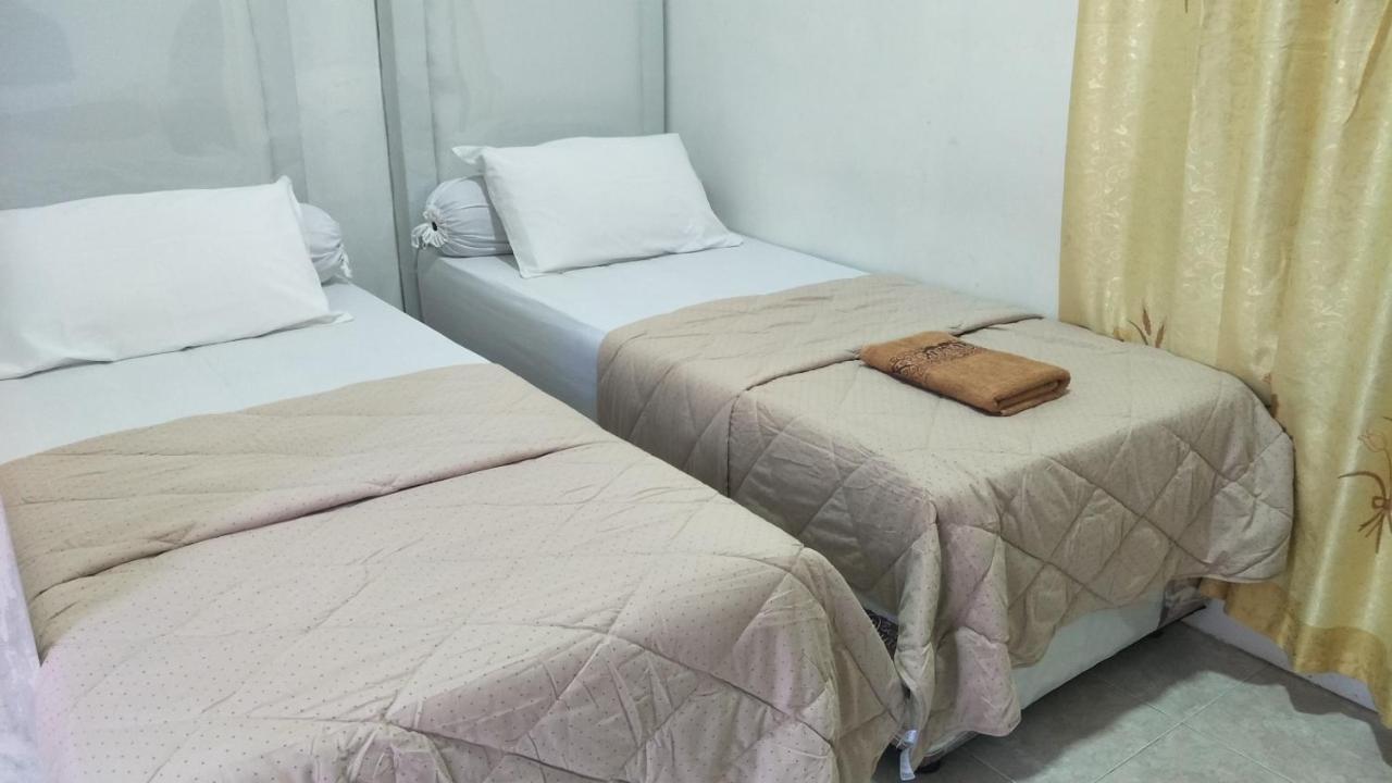 Kana Hasya Homestay "Rumoh Jamee" Meulaboh Kültér fotó