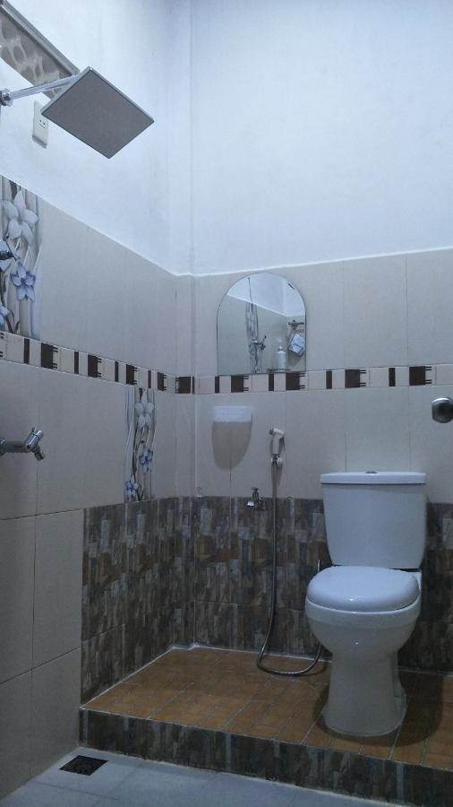 Kana Hasya Homestay "Rumoh Jamee" Meulaboh Kültér fotó